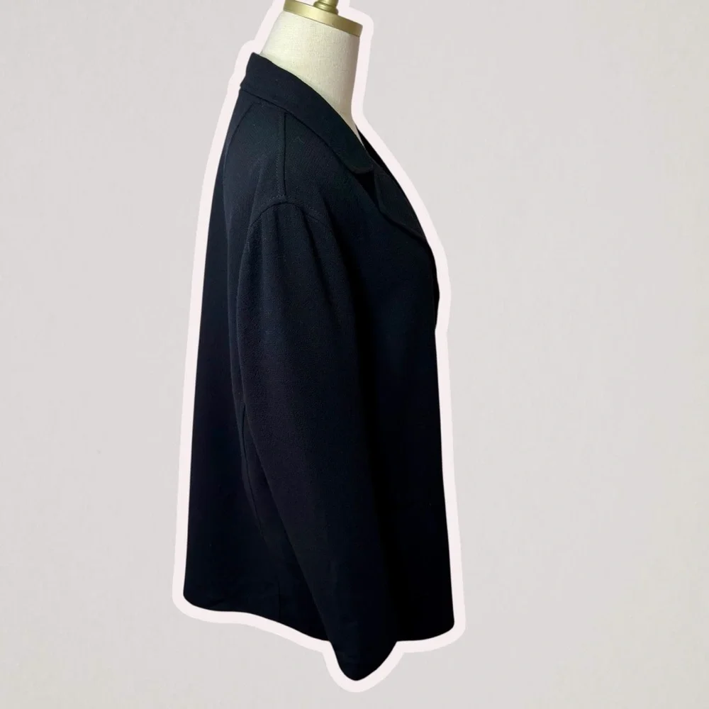 Lafayette 148 New York Black ‘Wynne Nouveau Crepe Blazer’ in Wool Size Large